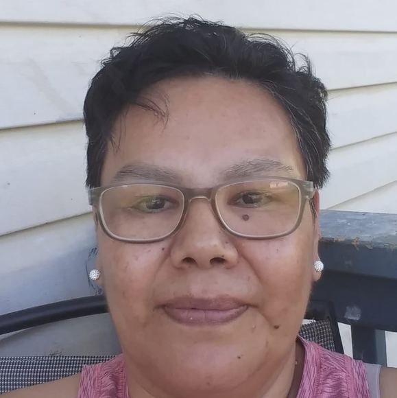 Meet your Posher, Tracy - Picture 1 of 1